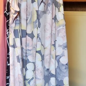 Calvin Klein Floral V-Neck Blouse - Pink and Gray 2X